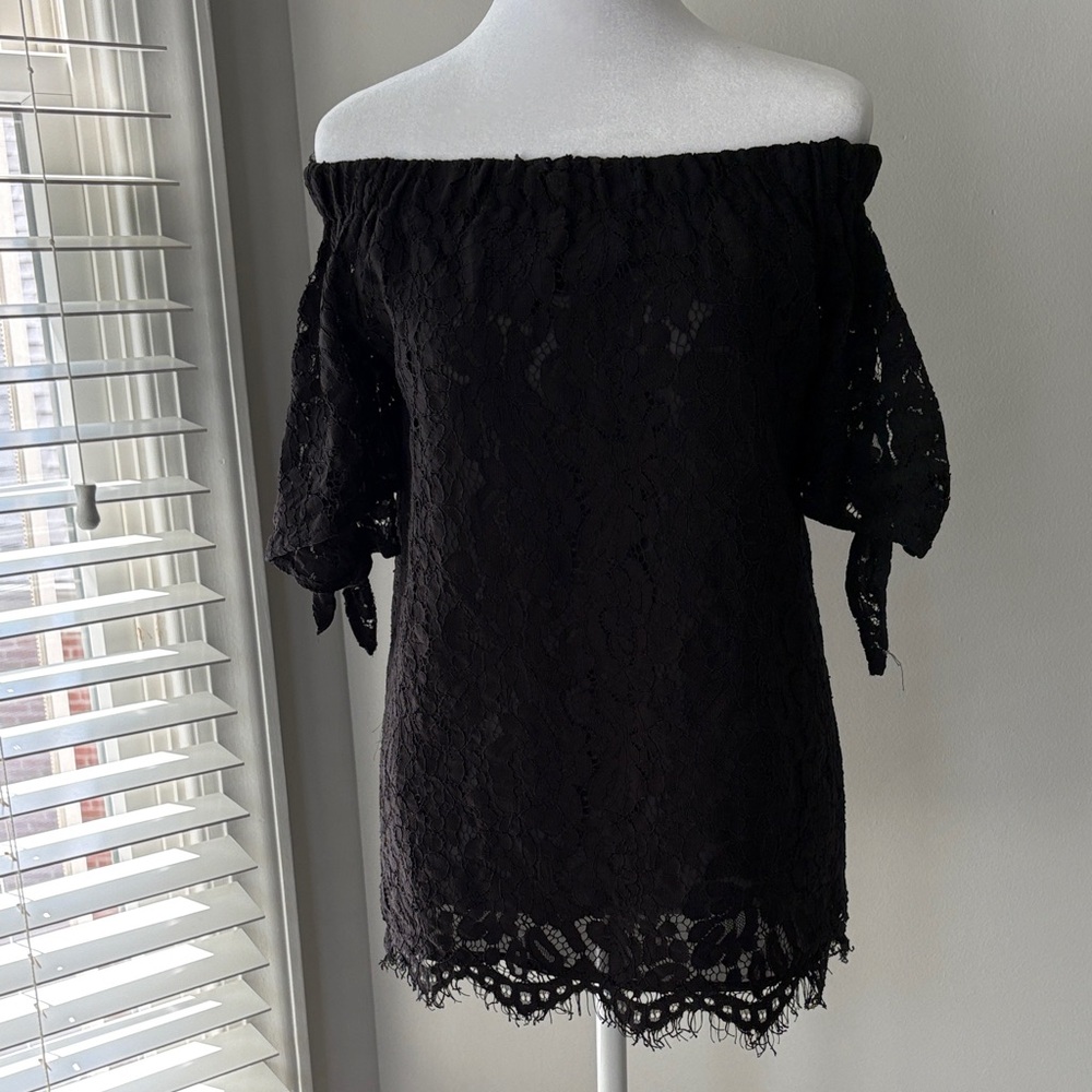 Lulu's Black Lace Off-Shoulder Blouse